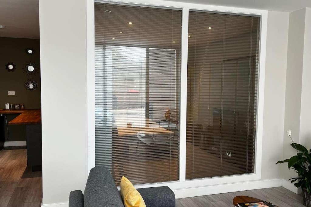 Lovely 1-bedroom In N1 Appartement